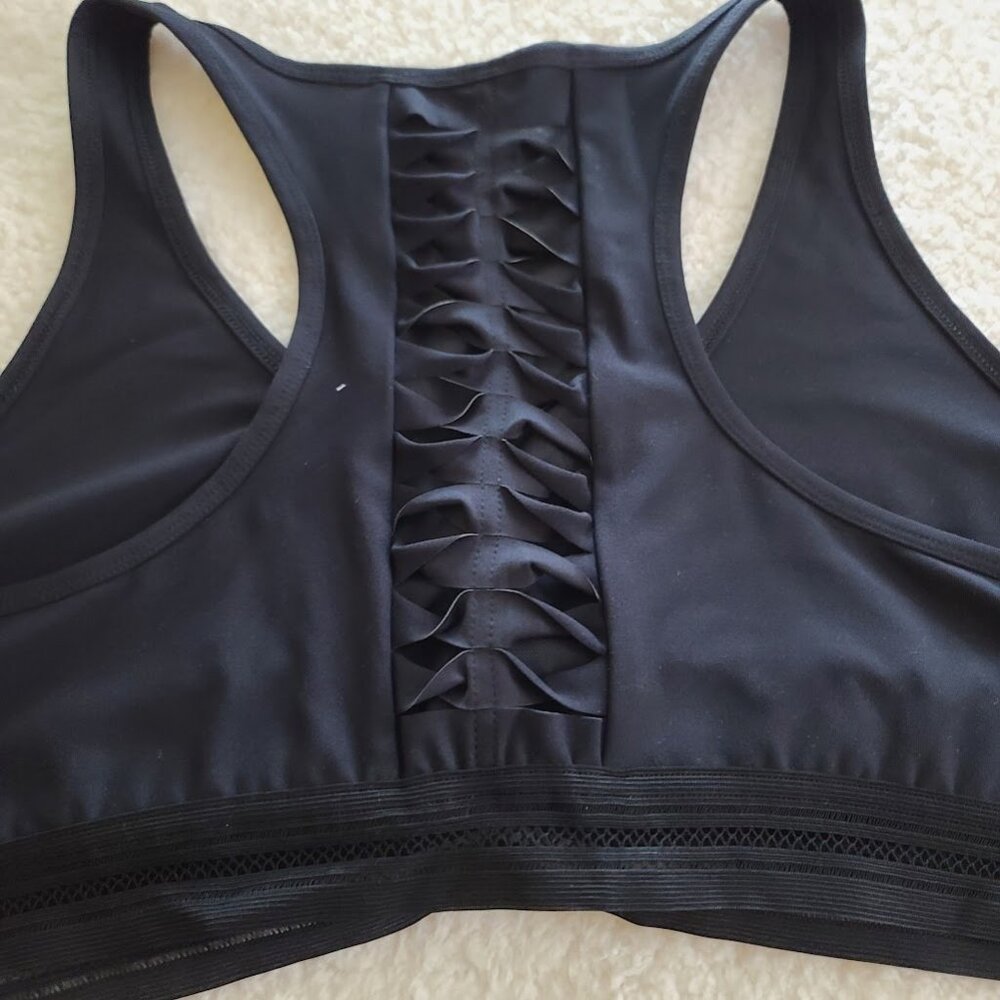 Maurices Ruched Wireless Bralette Plus Size 3X Black Back Cut Design Detail NWOT - Picture 5 of 9